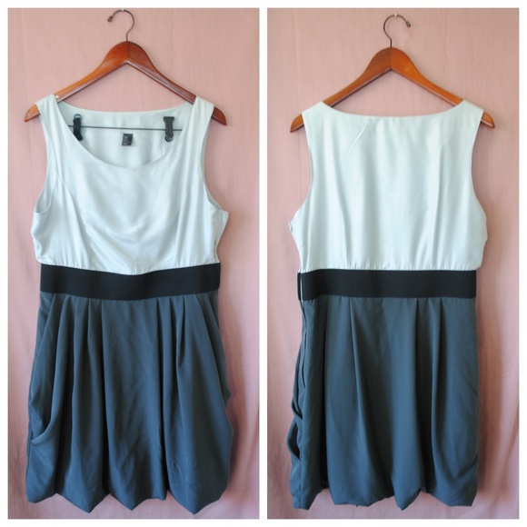 H&M Colorblock Bubble Hem Dress Gray Silver Large - Picture 2 of 5